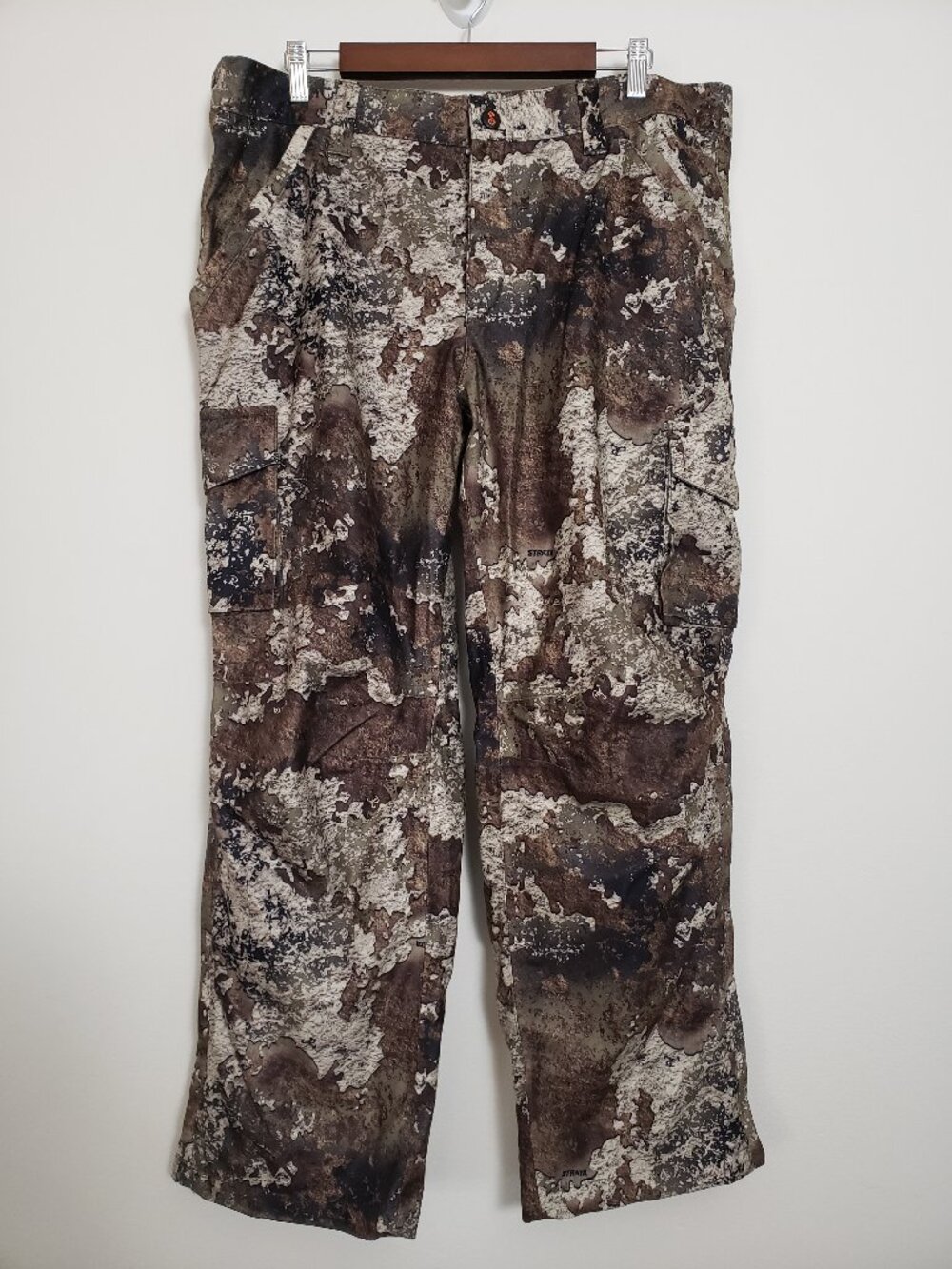 She Outdoor Strata Camo Cargo Pants Size XL